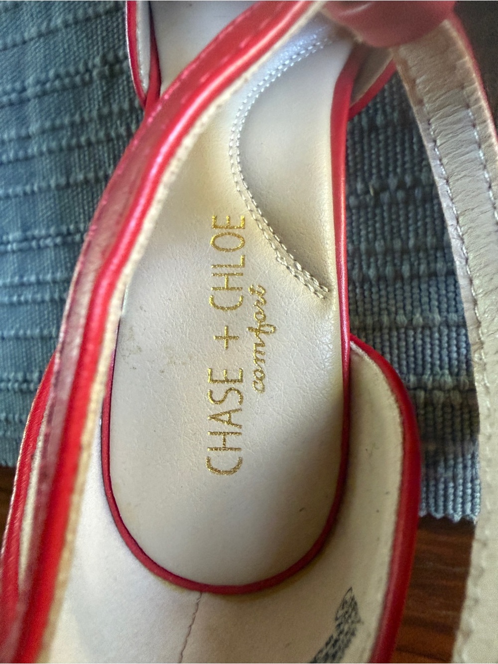 Chase + Chloe Comfort T-Strap Heels – Red – Women’s Size 9 – Like New - Picture 7 of 8